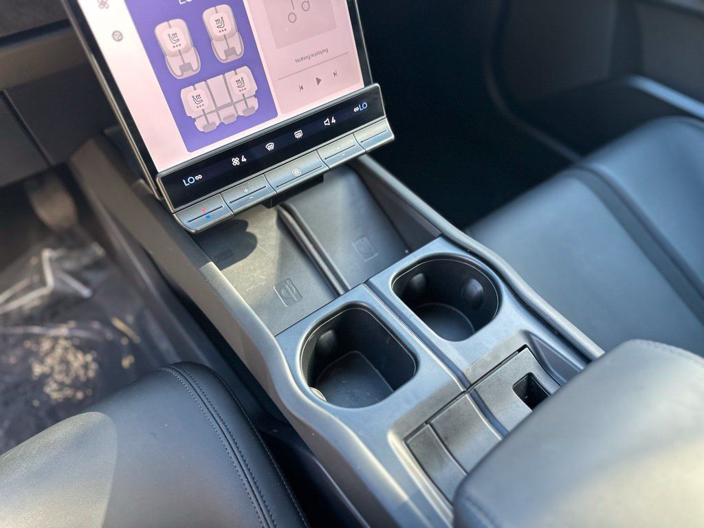 Used 2023 Fisker Ocean One AWD/4WD image 25