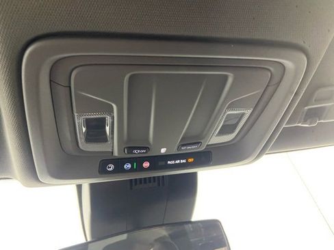 Used 2024 GMC Sierra 1500 Elevation image 20