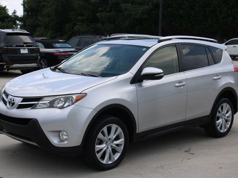 Used 2013 Toyota RAV4 Limited image 3
