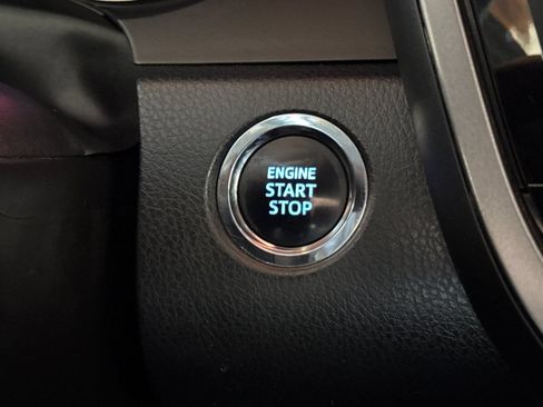 Used 2022 Toyota Camry XSE FWD image 28