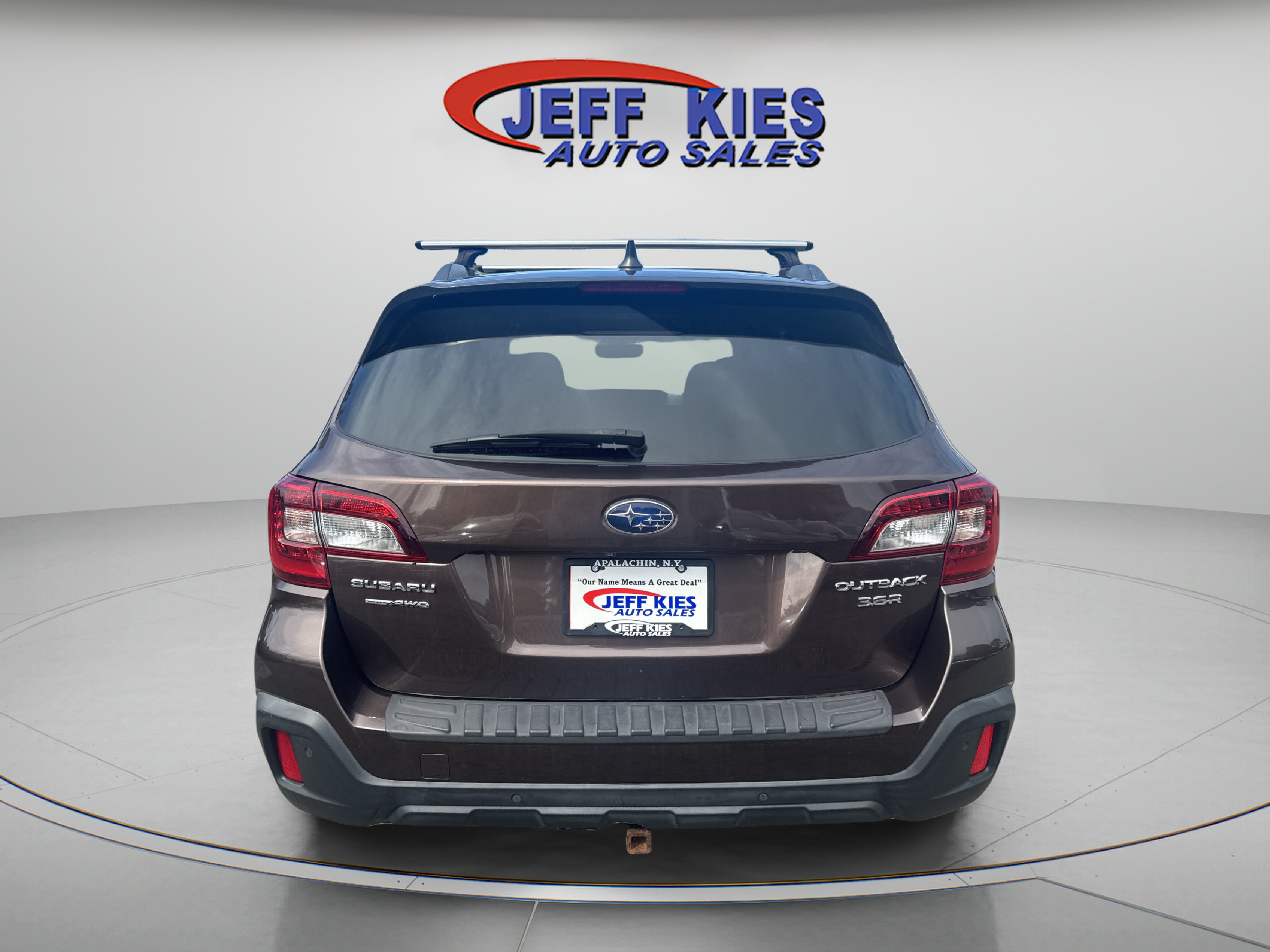 Used 2019 Subaru Outback 3.6R Touring AWD/4WD image 6