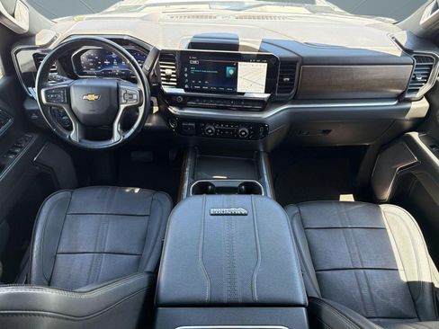 Used 2024 Chevrolet Silverado 3500 High Country w/ High Country Premium Package AWD/4WD image 15