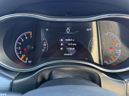 Used 2021 Jeep Grand Cherokee Limited w/ Luxury Group II image 11