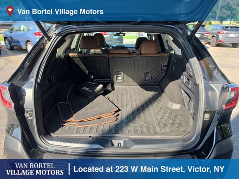 Used 2020 Subaru Outback Touring XT AWD/4WD image 29