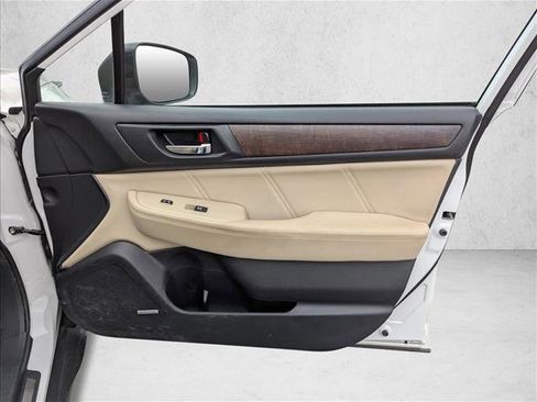 Used 2019 Subaru Outback 2.5i Limited image 27