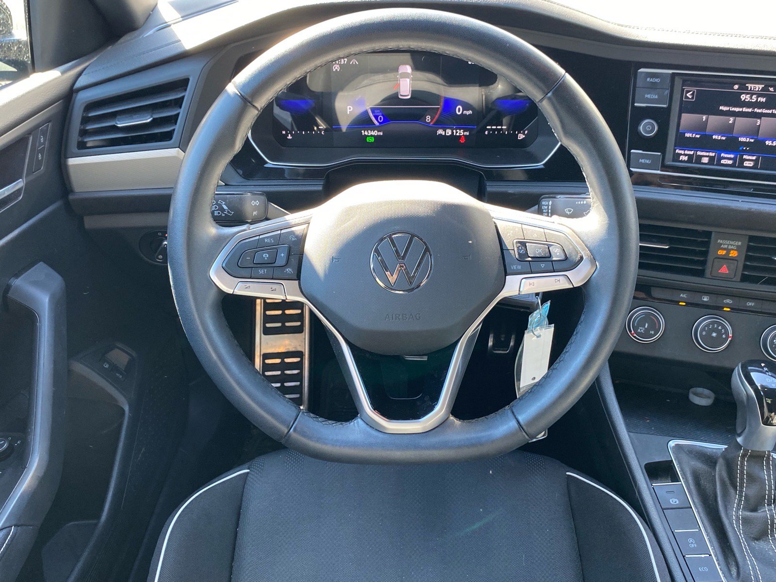 Certified 2023 Volkswagen Jetta Sport FWD image 3