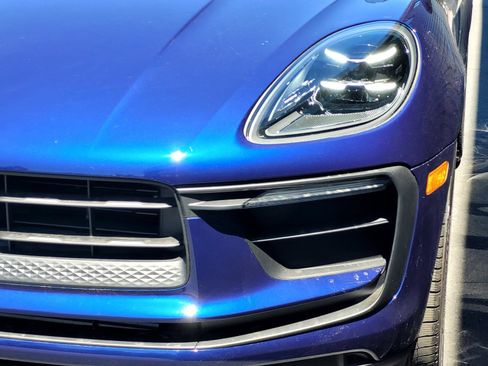 New 2026 Porsche Macan AWD/4WD image 12