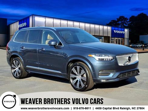 Used 2022 Volvo XC90 T6 Inscription w/ Lounge Package image 1
