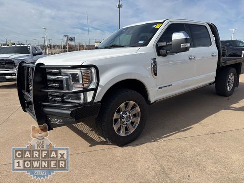Used 2021 Ford F250 Platinum w/ FX4 Off-Road Package image 3