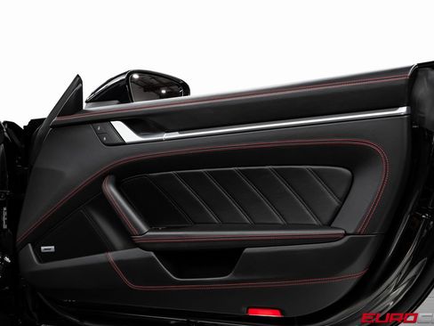 Used 2022 Porsche 911 Turbo S image 27