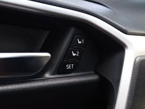Certified 2023 Toyota RAV4 XLE Premium AWD/4WD image 39