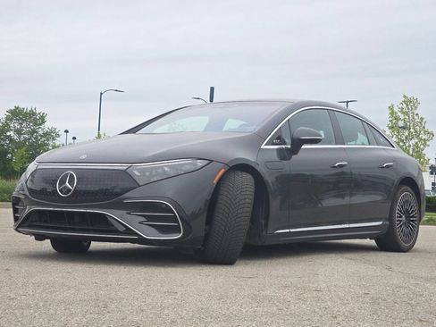 Certified 2022 Mercedes-Benz EQS 580 4MATIC Sedan image 13