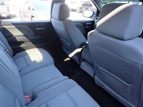 Used 2018 Chevrolet Silverado 1500 Custom w/ Custom Value Package image 26