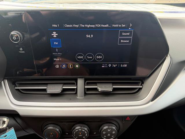Used 2025 Chevrolet Trax LS w/ LS Convenience Package FWD image 14