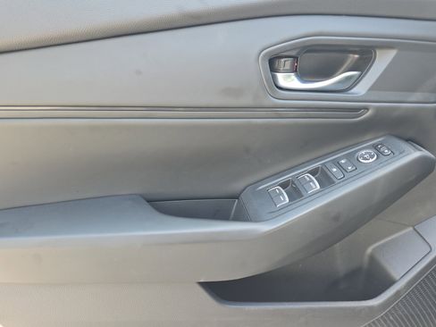 Used 2023 Honda Accord EX image 20