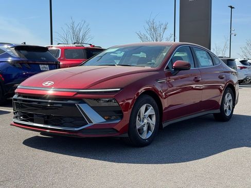 Used 2025 Hyundai Sonata SE image 7