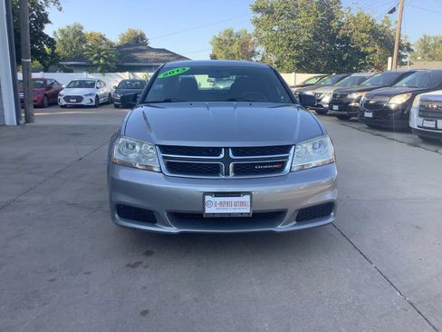 Used 2013 Dodge Avenger SE FWD image 2