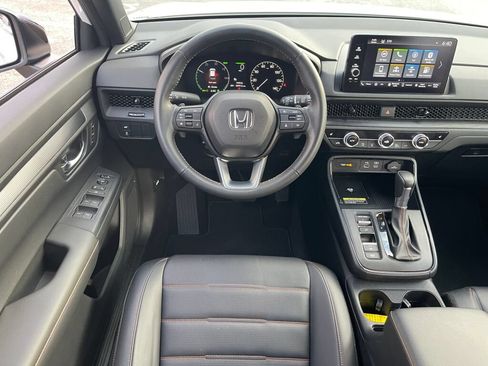 Used 2025 Honda CR-V Sport-L image 2