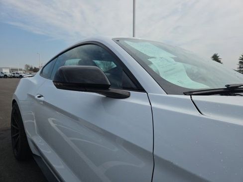 Used 2016 Ford Mustang GT Premium image 5