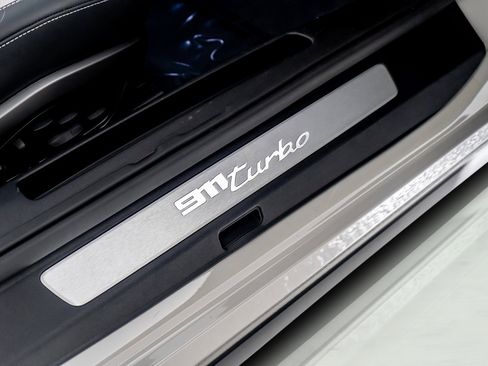 Used 2022 Porsche 911 Turbo image 35