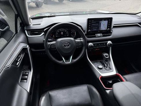 Certified 2020 Toyota RAV4 TRD Off-Road AWD/4WD image 16