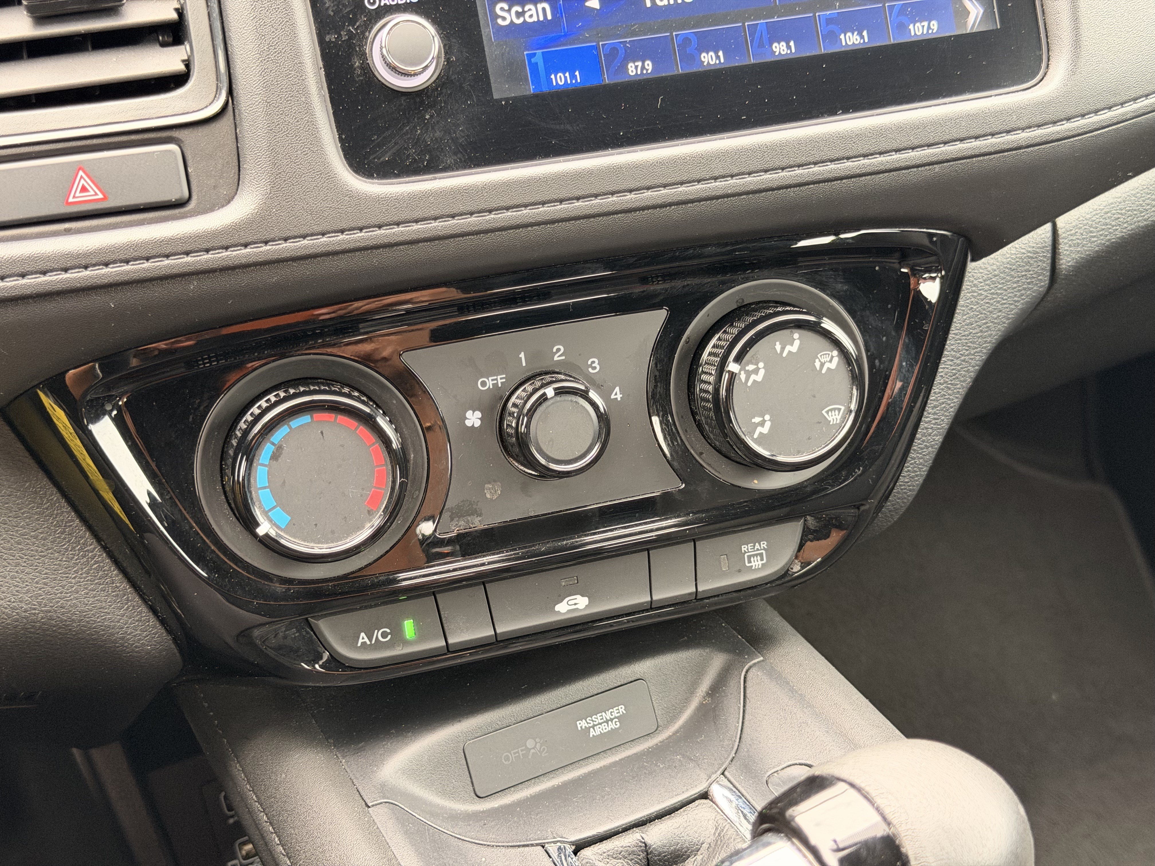 Used 2020 Honda HR-V Sport image 24