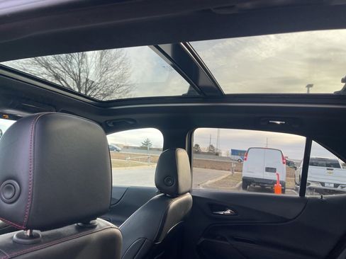 Used 2023 Chevrolet Equinox RS w/ RS Leather Package image 14