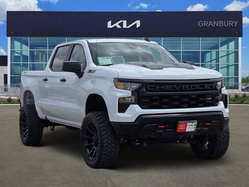 Used 2023 Chevrolet Silverado 1500 Custom Trail Boss image 3