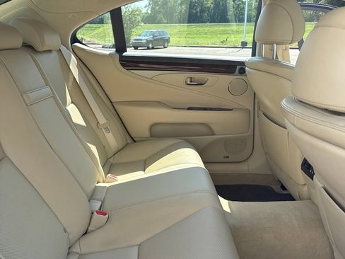 Used 2016 Lexus LS 460 L RWD image 14