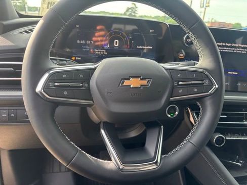 New 2026 Chevrolet Traverse LT FWD image 23