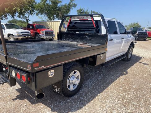 Used 2017 RAM 3500 Tradesman w/ Popular Equipment Group image 7