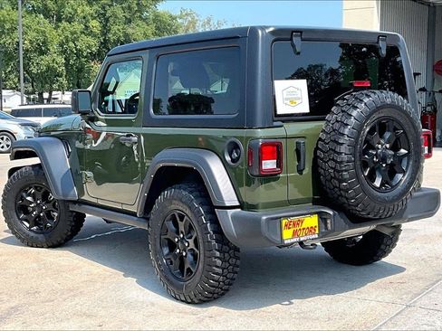 Used 2022 Jeep Wrangler Sport AWD/4WD image 4