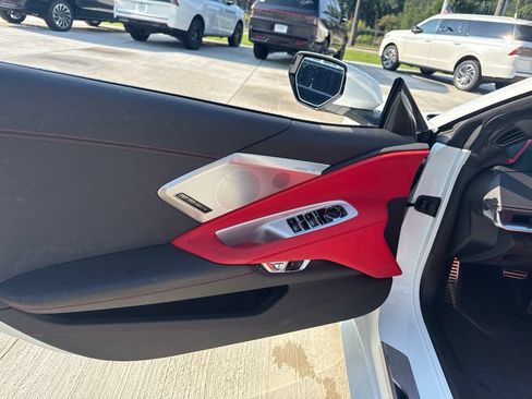 Used 2023 Chevrolet Corvette Stingray Preferred Conv w/ Z51 Performance Package RWD image 28