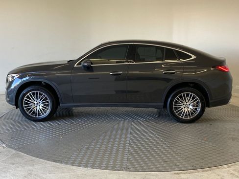 Used 2024 Mercedes-Benz GLC 300 4MATIC image 2