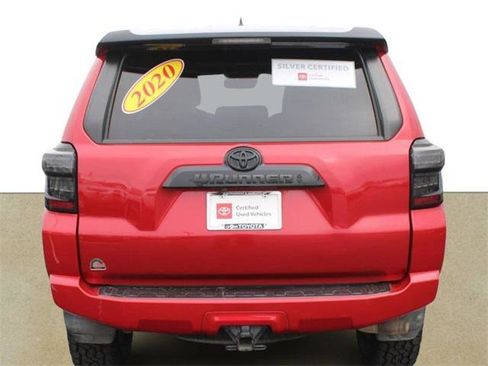 Certified 2020 Toyota 4Runner Venture w/ Moonroof Package image 5