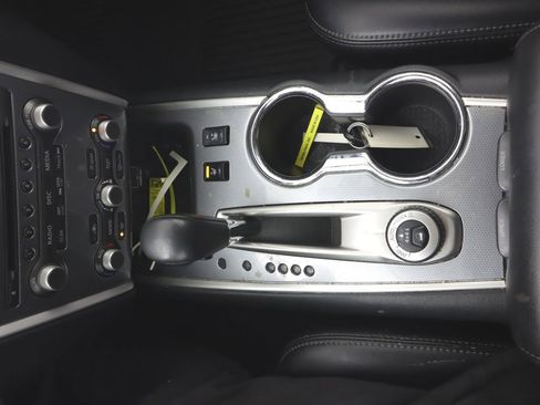 Used 2019 Nissan Pathfinder SL image 14