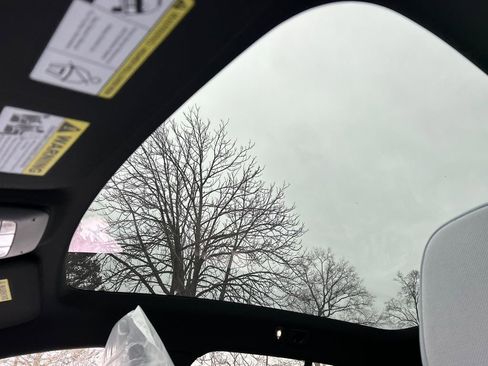 New 2026 Volvo EX30 Ultra w/ Protection Package Premier image 20