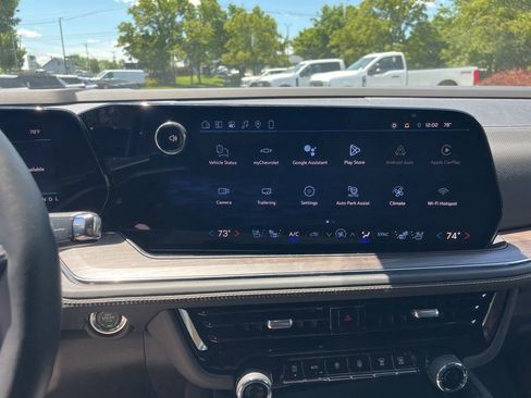 Used 2025 Chevrolet Tahoe Premier w/ Sun And Tow Package AWD/4WD image 6