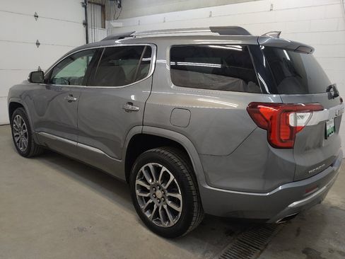 Used 2021 GMC Acadia Denali w/ Denali Technology Package image 3