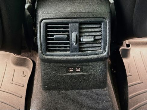 Used 2020 BMW X2 xDrive28i image 26