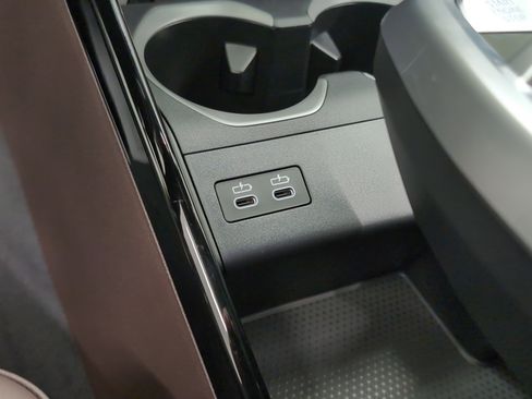 New 2025 BMW X1 xDrive28i w/ Convenience Package image 19