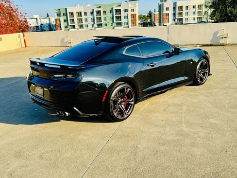 Used 2016 Chevrolet Camaro SS image 15