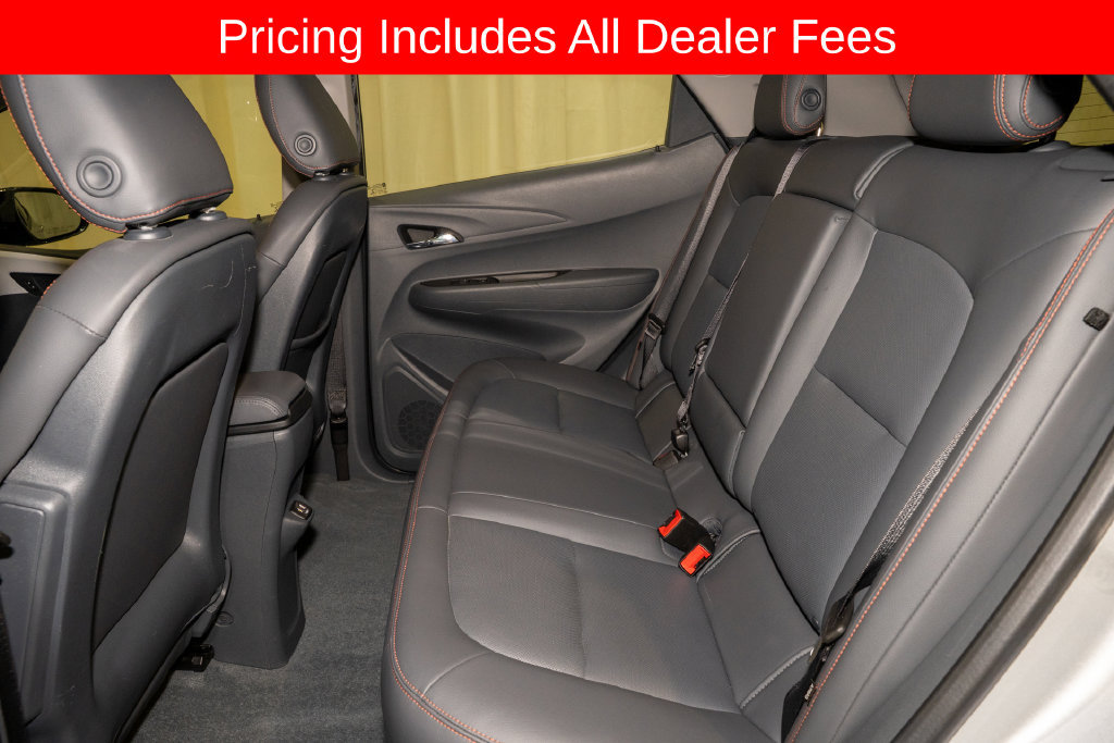 Used 2021 Chevrolet Bolt Premier w/ Infotainment Package FWD image 8
