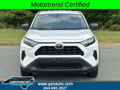 Used 2023 Toyota RAV4 LE FWD image 10