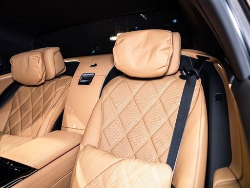 Used 2023 Mercedes-Benz Maybach S 680 4MATIC image 11