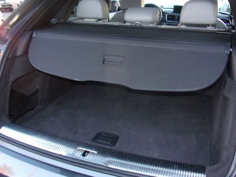 Used 2018 Audi Q3 2.0T Premium Plus w/ Premium Plus Package image 11