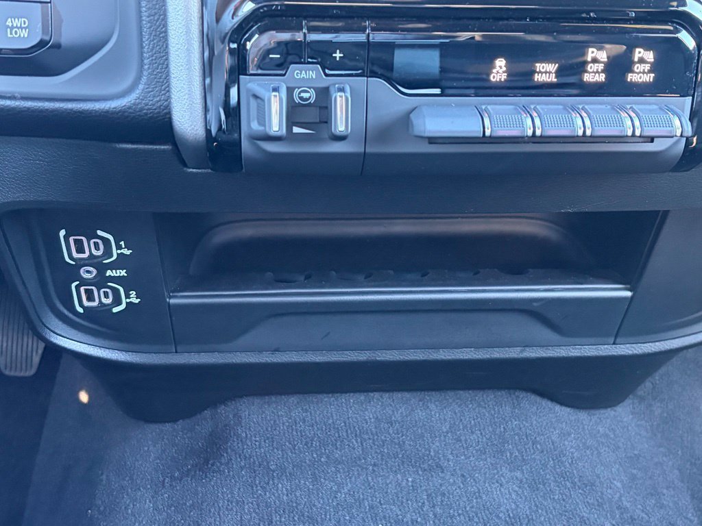 Used 2026 RAM 2500 Big Horn AWD/4WD image 32