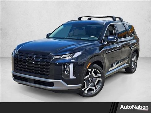 Used 2024 Hyundai Palisade Limited FWD image 1