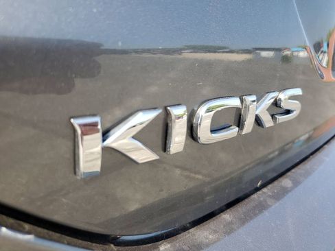 New 2025 Nissan Kicks Play S image 31