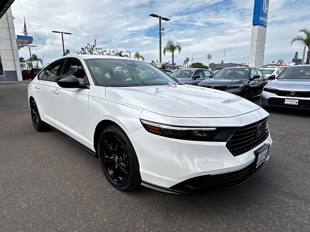 Certified 2025 Honda Accord SE image 11